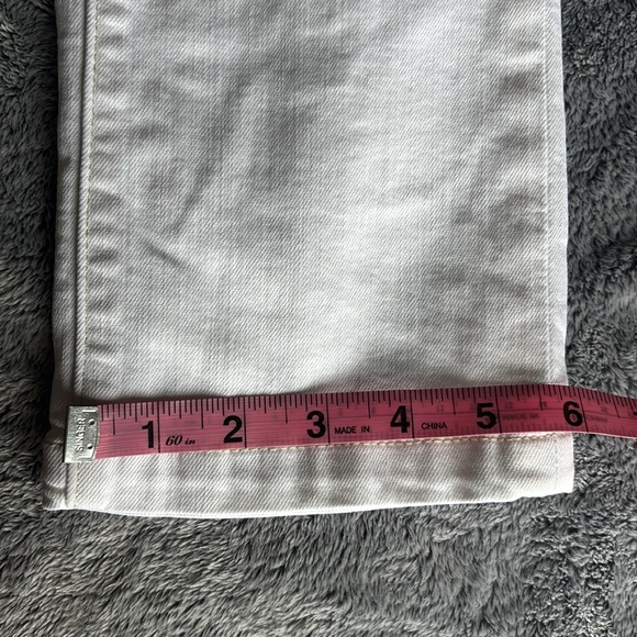 Pilcro & The Letterpress Fit SJEJ Jeans in White Size 26 EUC - Picture 8 of 9